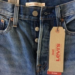 Levi’s Wedgie Straight Selvedge